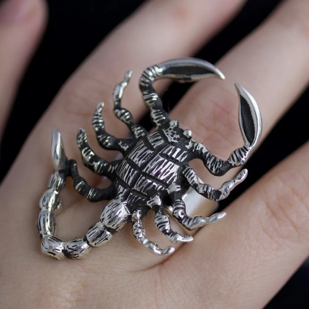 VTG HEAVY Sterling Silver Scorpion Statement Ring Size 8 Large Gothic Biker Ring